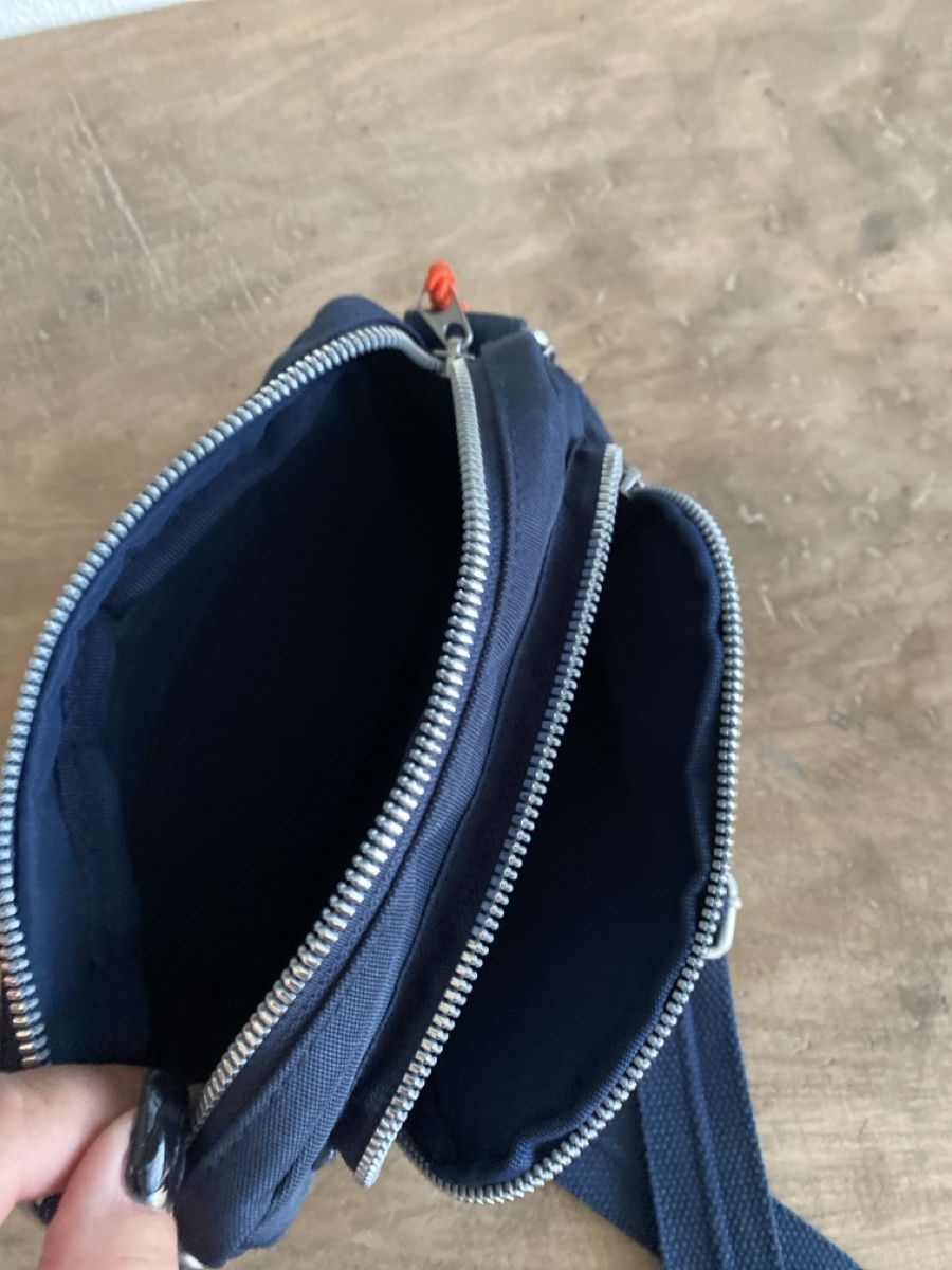 Borse da donna: Marine Clutsches – Nuovo (secondo la descrizione) da Rorschach venduto da lvi_p29s 4