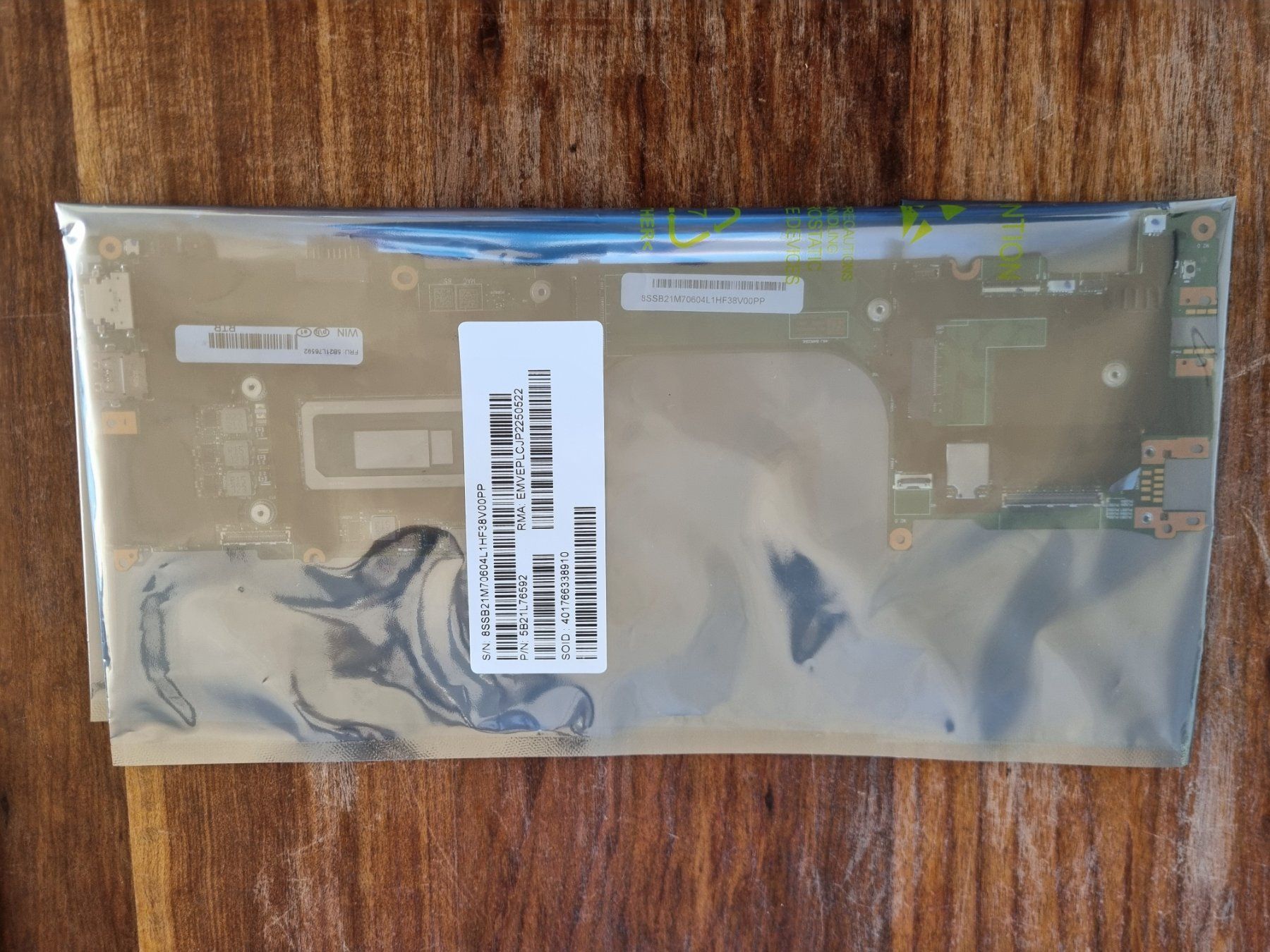 Lenovo Schede madri: Lenovo Systemboard X1 Yoga Gen 8 – Usato da Besenbüren venduto da PC007