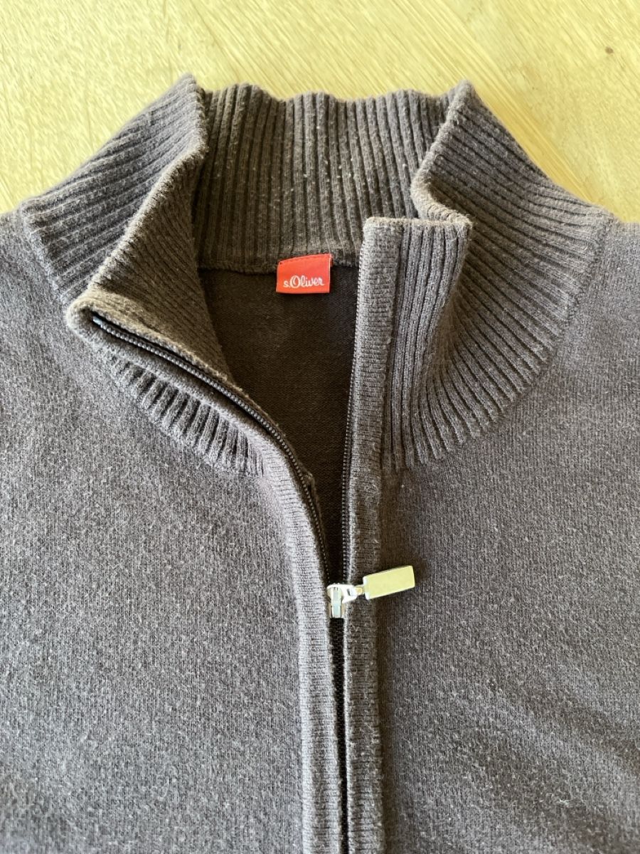 S.Oliver Giacche: S.Oliver Strickjacke, Gr 44 – Usato da Buchs SG venduto da Vrenilein 1