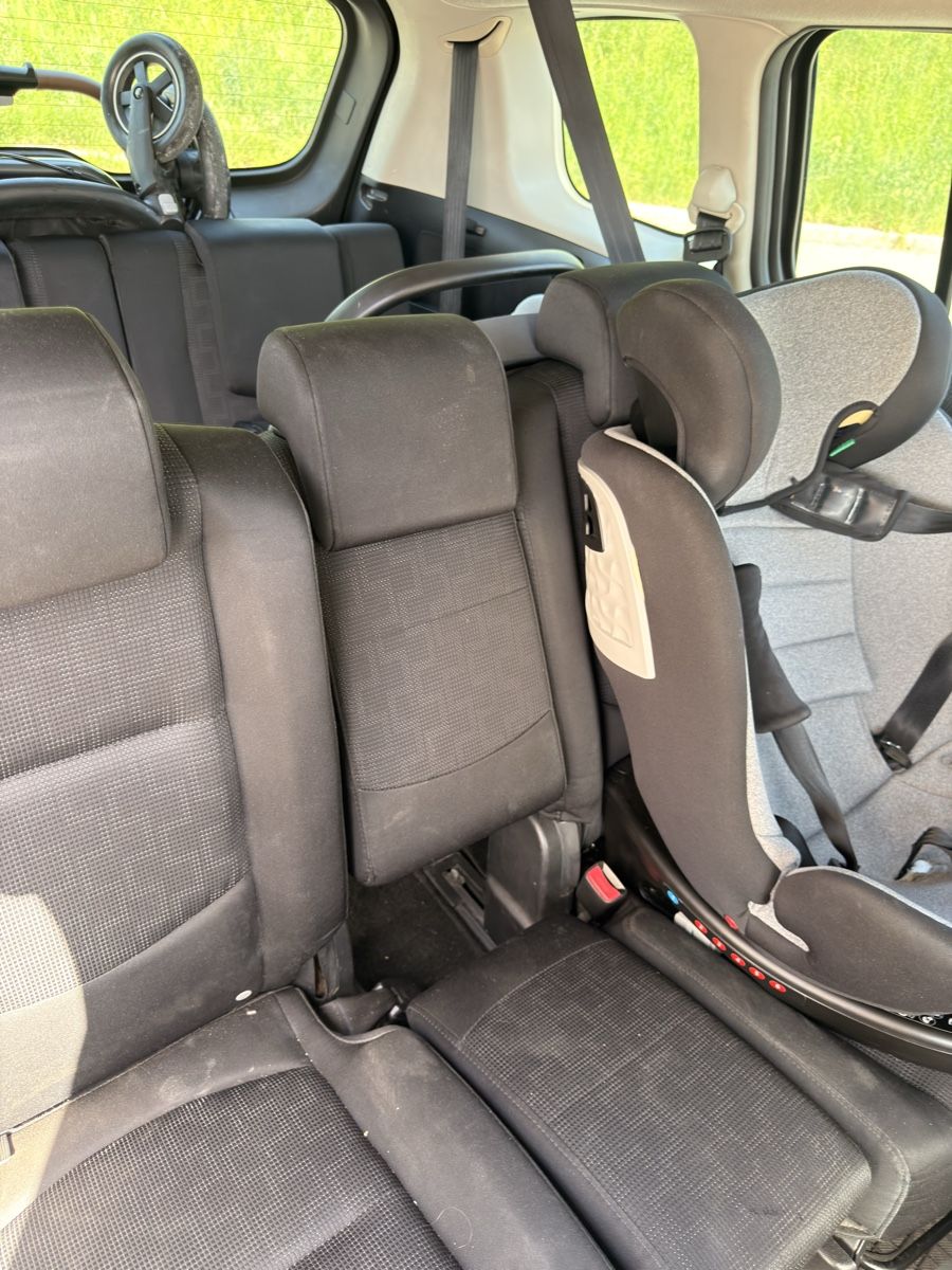 Mazda Automobili: Mazda 5 2.0D 7Places expertiser 2025 – Usato da La chaux de fonds venduto da ric_cv5s 4
