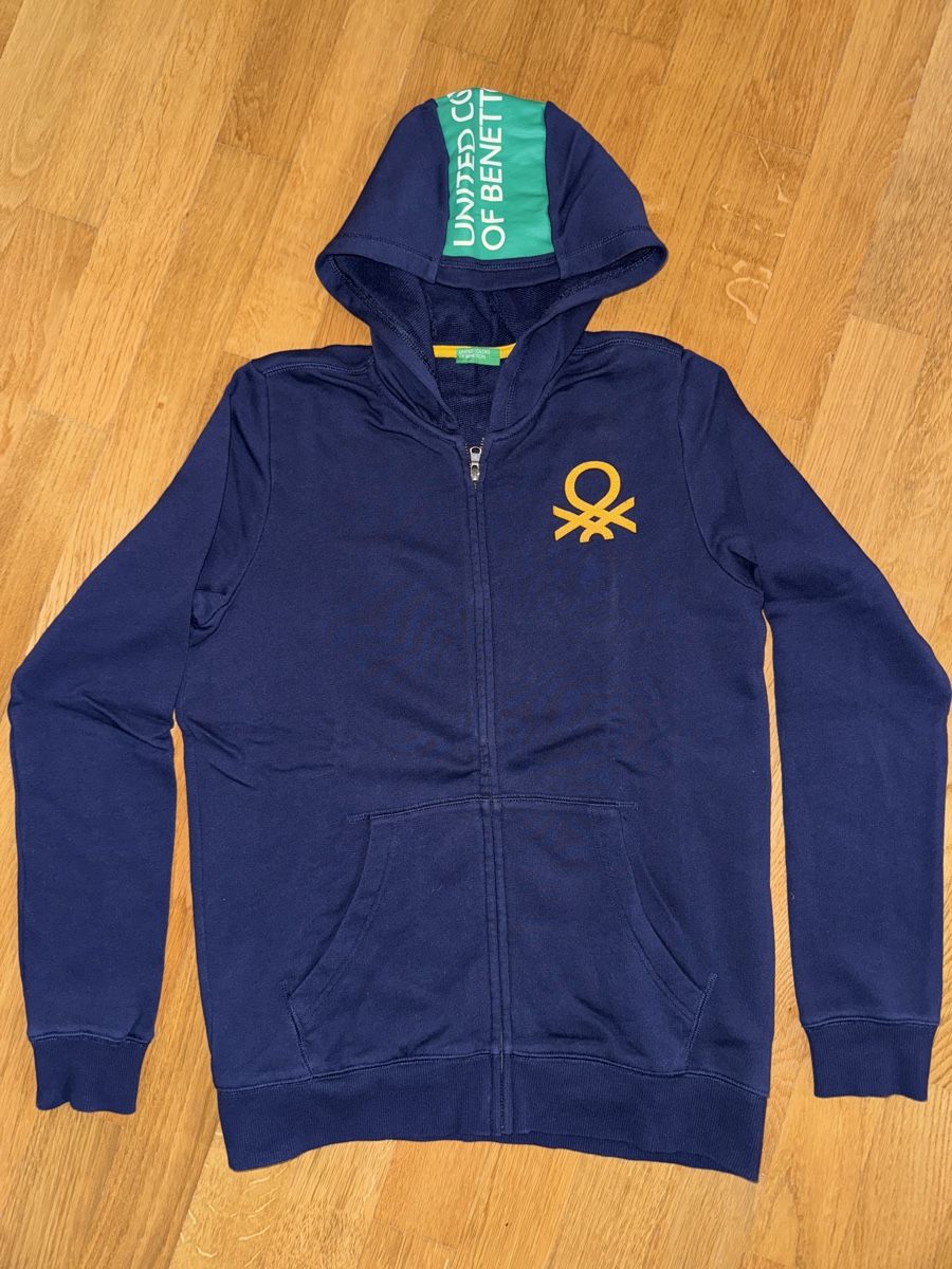 Benetton Pullover & Sweatshirts: Sweat Benetton – Neu und originalverpackt aus Cologny von PEACEANDLOVE 1