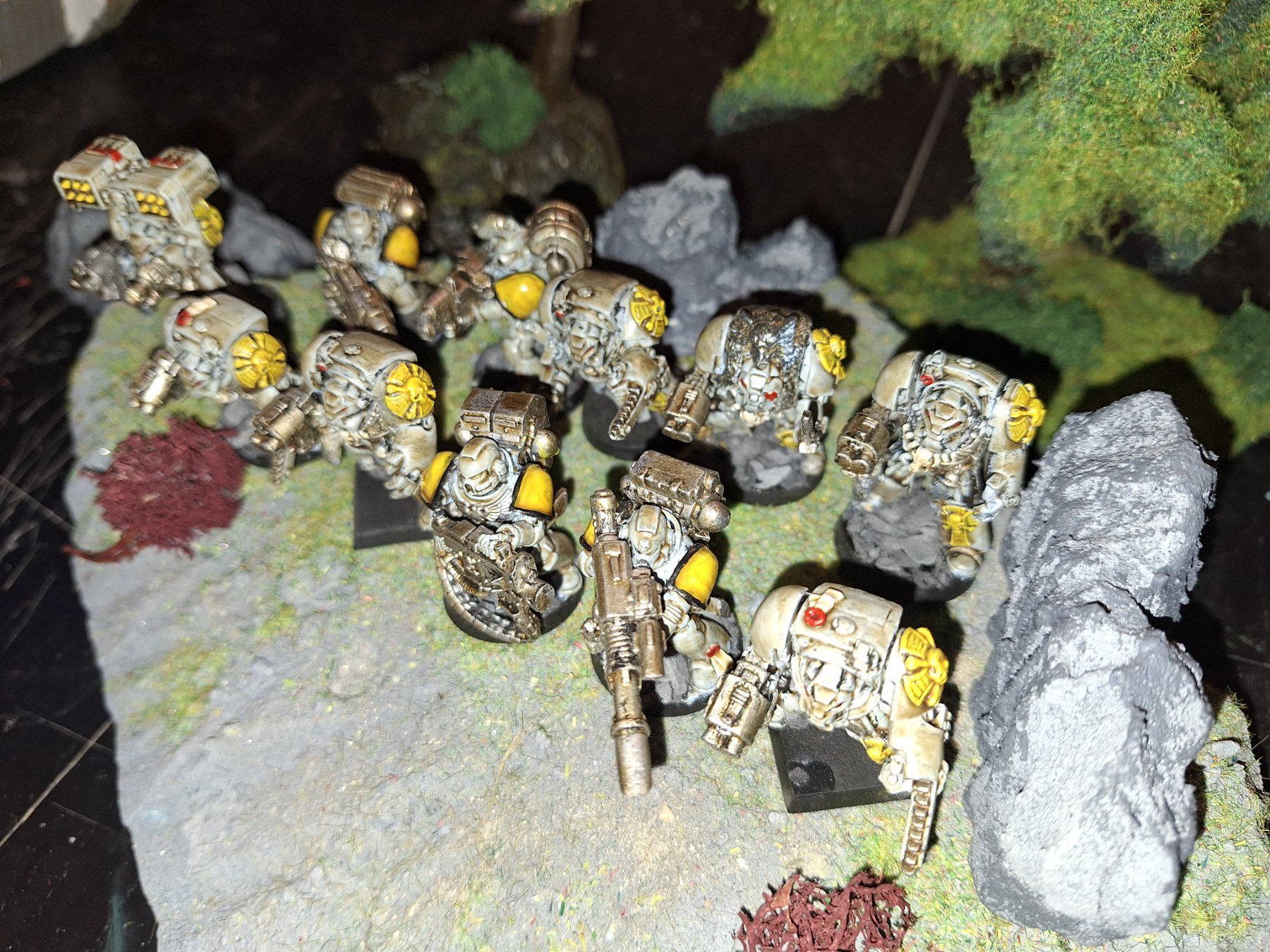 Statuette: Warhammer 40k Space Marines - 11 Terminators, bemalt – Usato da Recherswil venduto da Toby.sk55 3