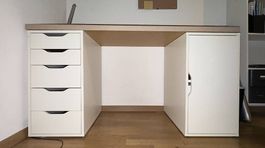 Pult Ikea LAGKAPTEN / ALEX