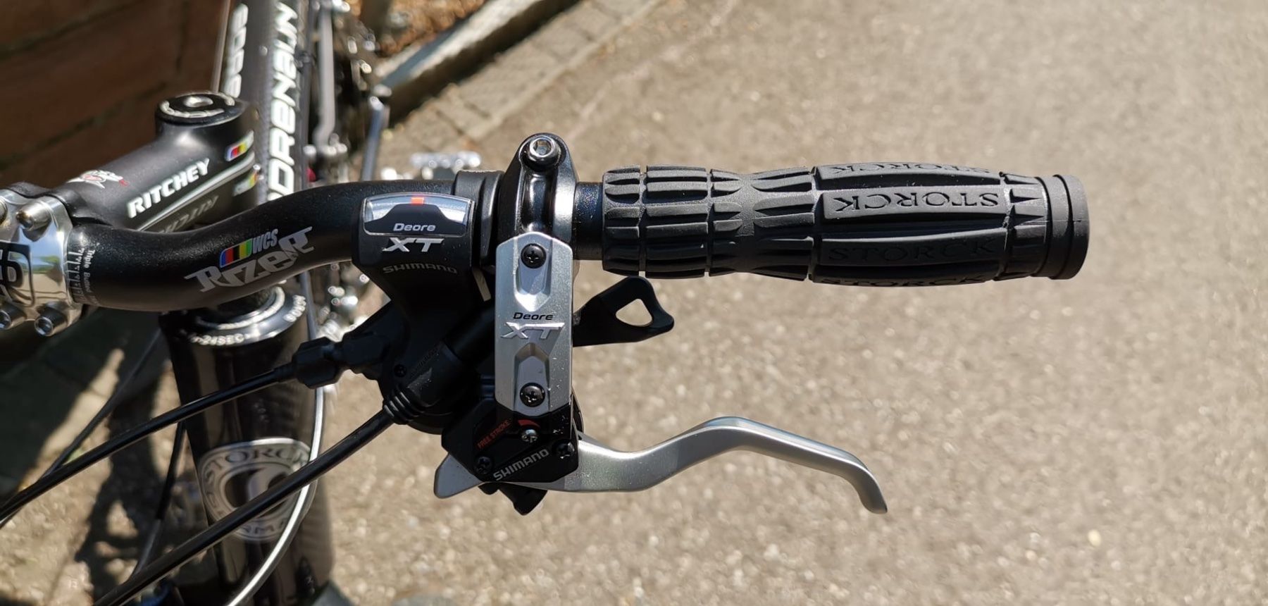 Storck Velos: Storck Adrenalin Carbon Fully MTB – Gebraucht aus Arlesheim von kmi24 4