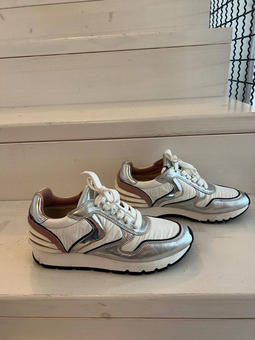 Scarpe da donna: Sneakers Voile Blanche – Usato da Hausen AG venduto da Jean1968