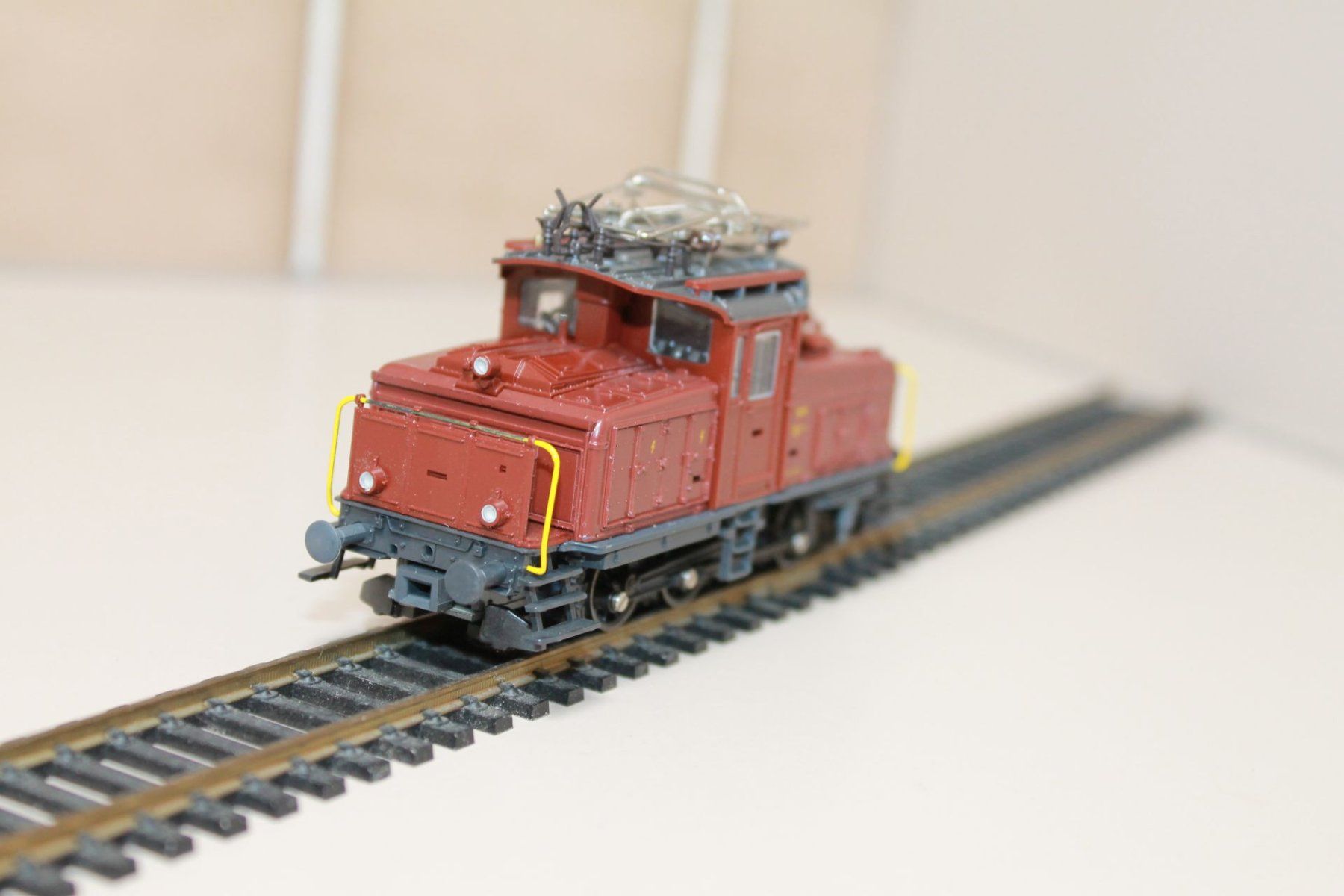 Roco Modellini di ferrovie: Roco Ee3/3 – Usato da Birmensdorf ZH venduto da Buhwil18 3