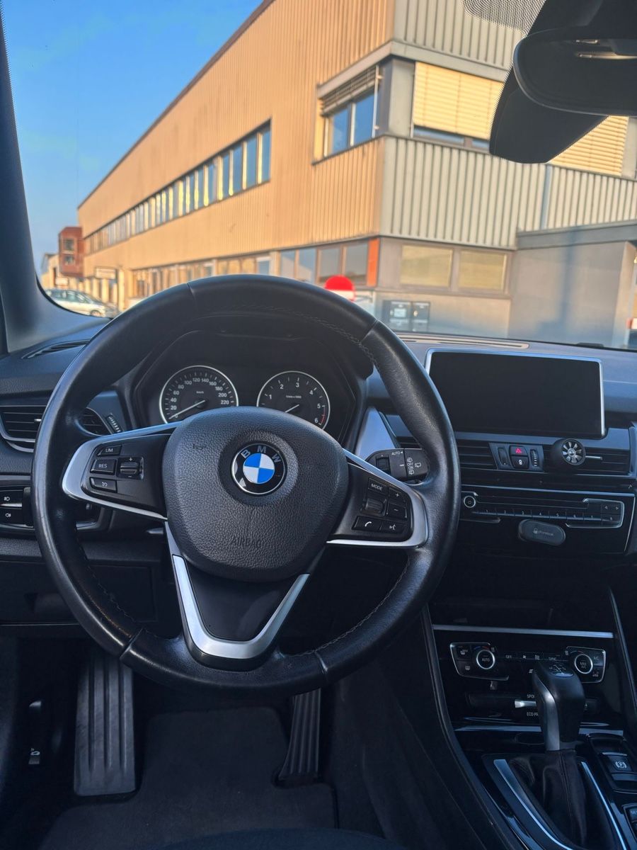 BMW Automobili: Bmw 218d gran tourer – Usato da Payerne venduto da val_sh7p 6
