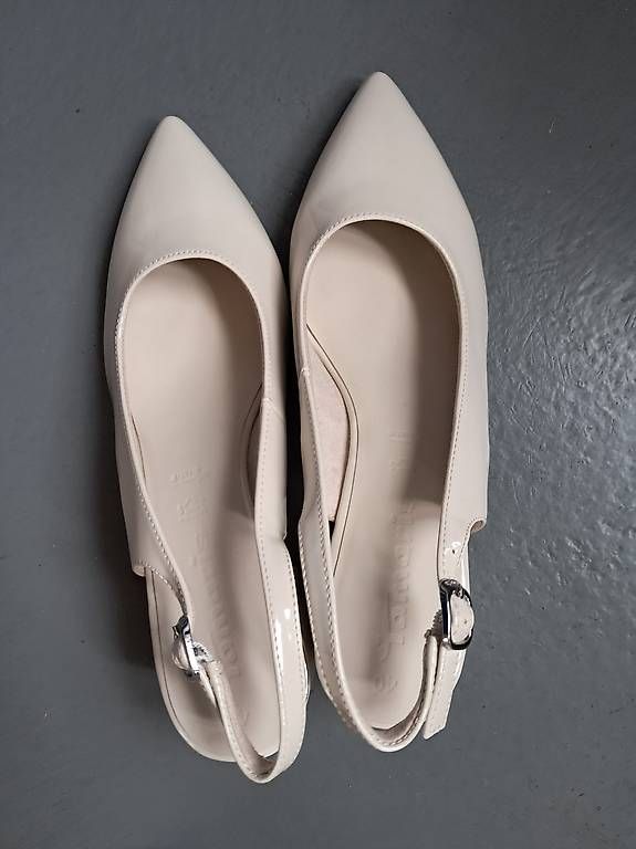 Damenschuhe: Neue Tamaris Schuhe, Grösse 40 – Gebraucht aus Basel von len_t965 1