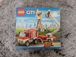 Grosse Lego City Feuerwehr Einsatzfahrzeug 60111