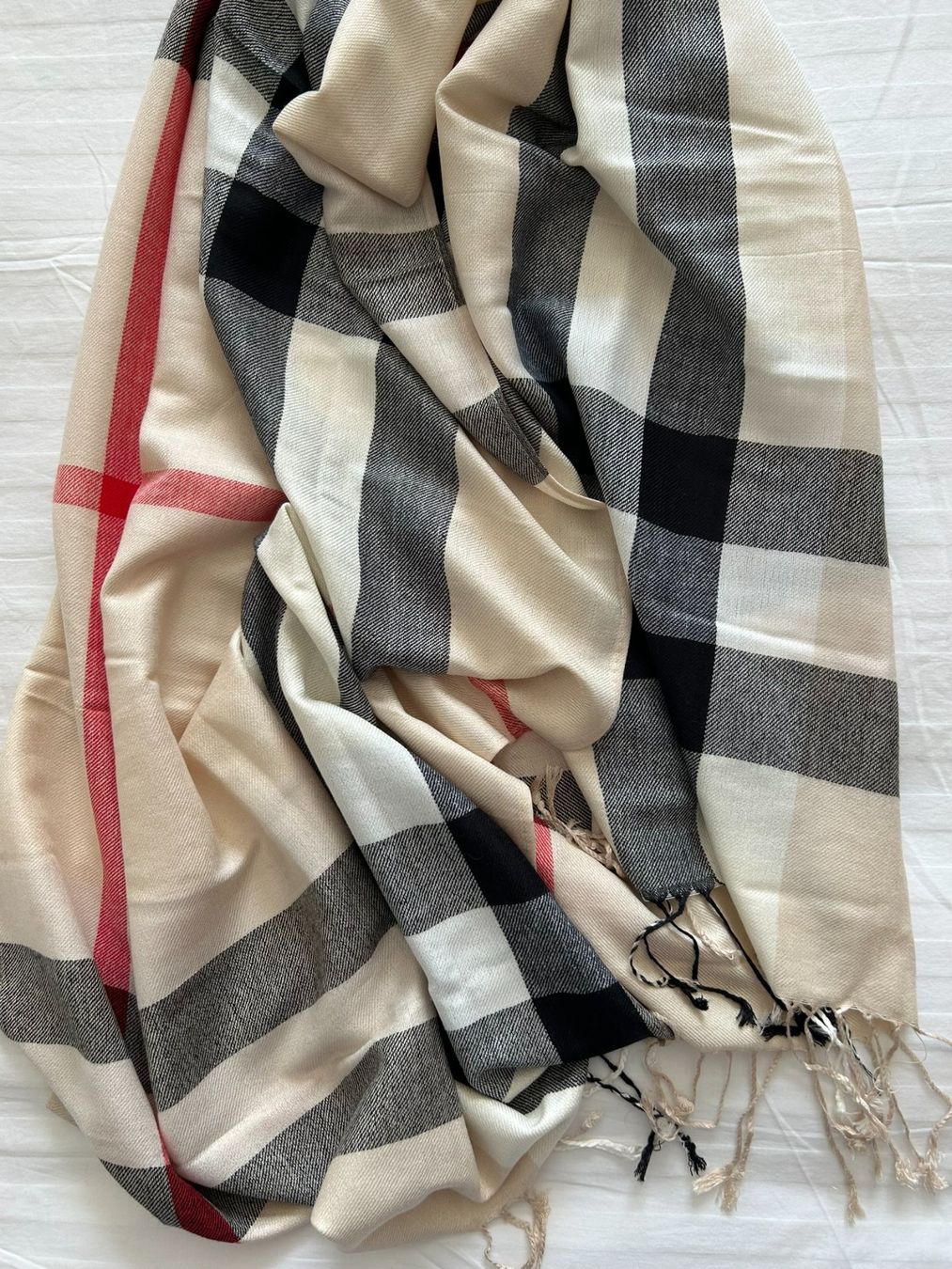 Foulard & Sciarpe: Echarpe en viscose neuve – Nuovo (secondo la descrizione) da nyon venduto da Lbabi