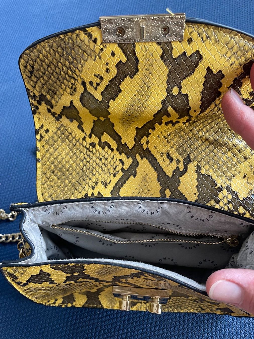 Borse da donna: Tasche Clutch – Nuovo (secondo la descrizione) da Zollikon venduto da mgo_95l7 1