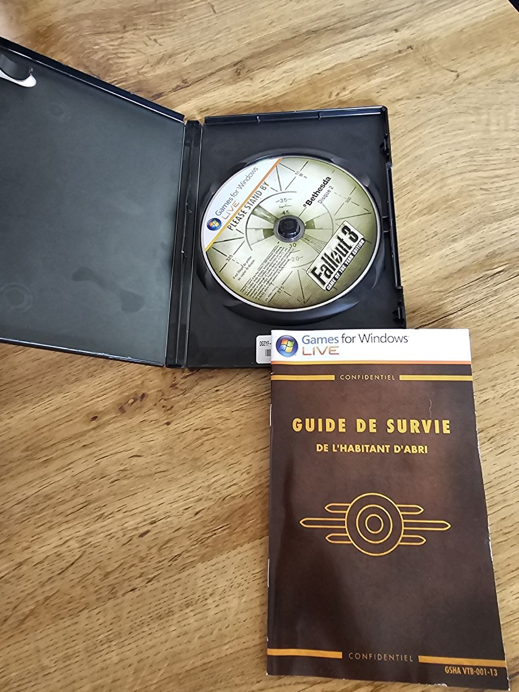 Giochi: Fallout 3 - Edition Jeu de l'année - PC DVD – Usato da Veytaux venduto da bogoss 2