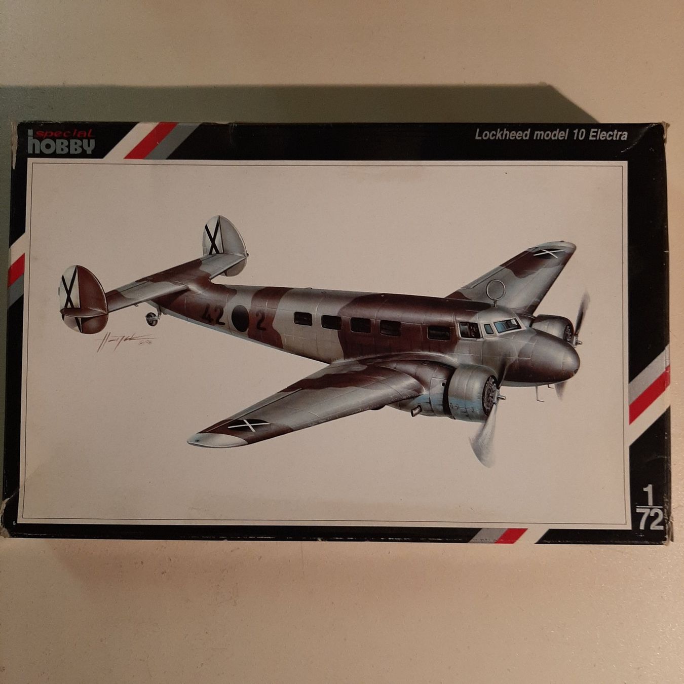 Lockheed Modellbausätze & Standmodelle: 362 ... Lockheed 10 Electra ... Spezial Hobby 72015 – Neu (gemäss Beschreibung) aus Bonstetten von Benibanny59