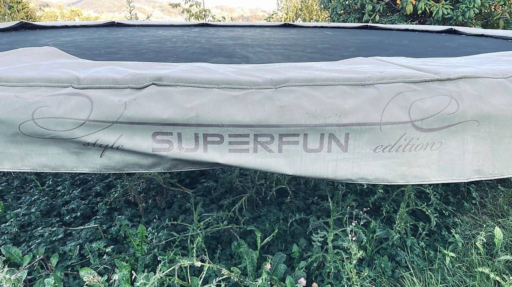 Trampolini: Superfun Trampolin, Modell Style Edition  – Usato da Beckenried venduto da ath_9qz5 1