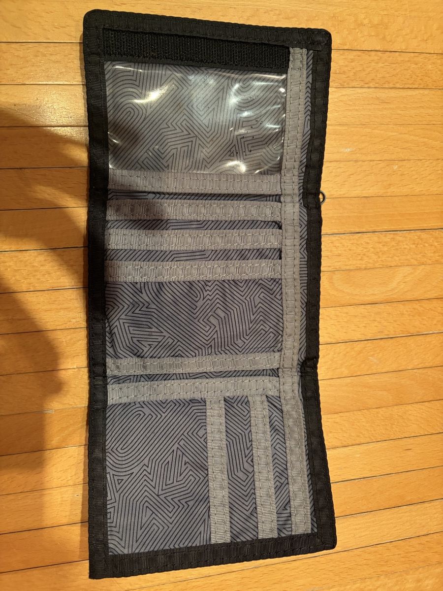 Dakine Brieftaschen: Porte Monnaie Dakine – Gebraucht aus Genève von jjs_5gm6 1
