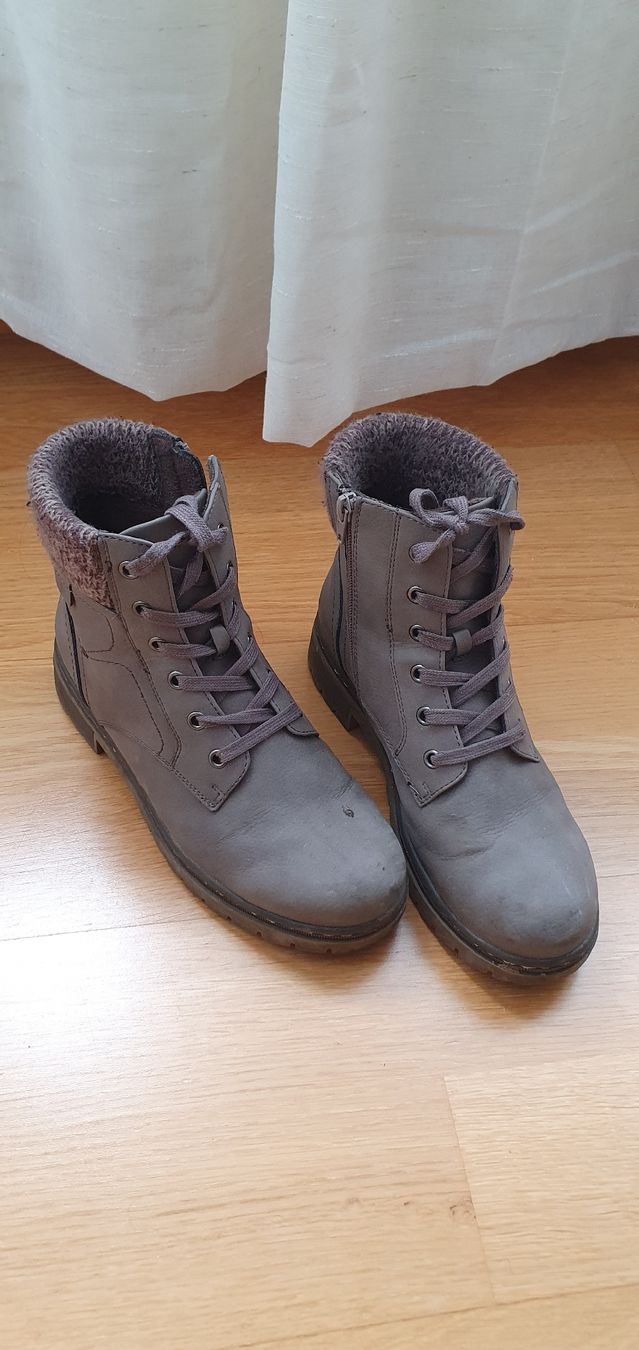 Scarpe da donna: Easy Street Grau Winterstiefel - Gr. 39 – Usato da Bern venduto da fede736