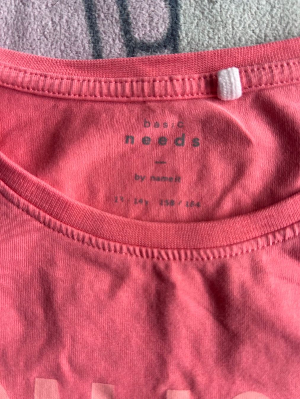 Levi's Kleiderpakete & -sets: Levi's T-Shirt, rot + Basic Needs Shirt, Gr. S – Gebraucht aus Vernier von Melone74 2