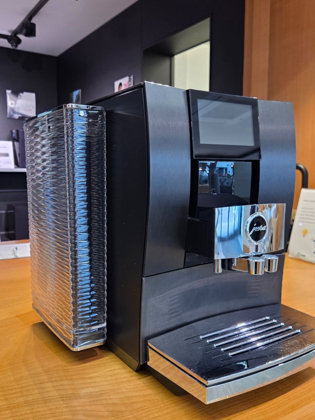 Jura Macchine per caffè & Macchine per espresso: Jura Kaffeemaschine Z10 – Usato da Adelboden venduto da LWA 2