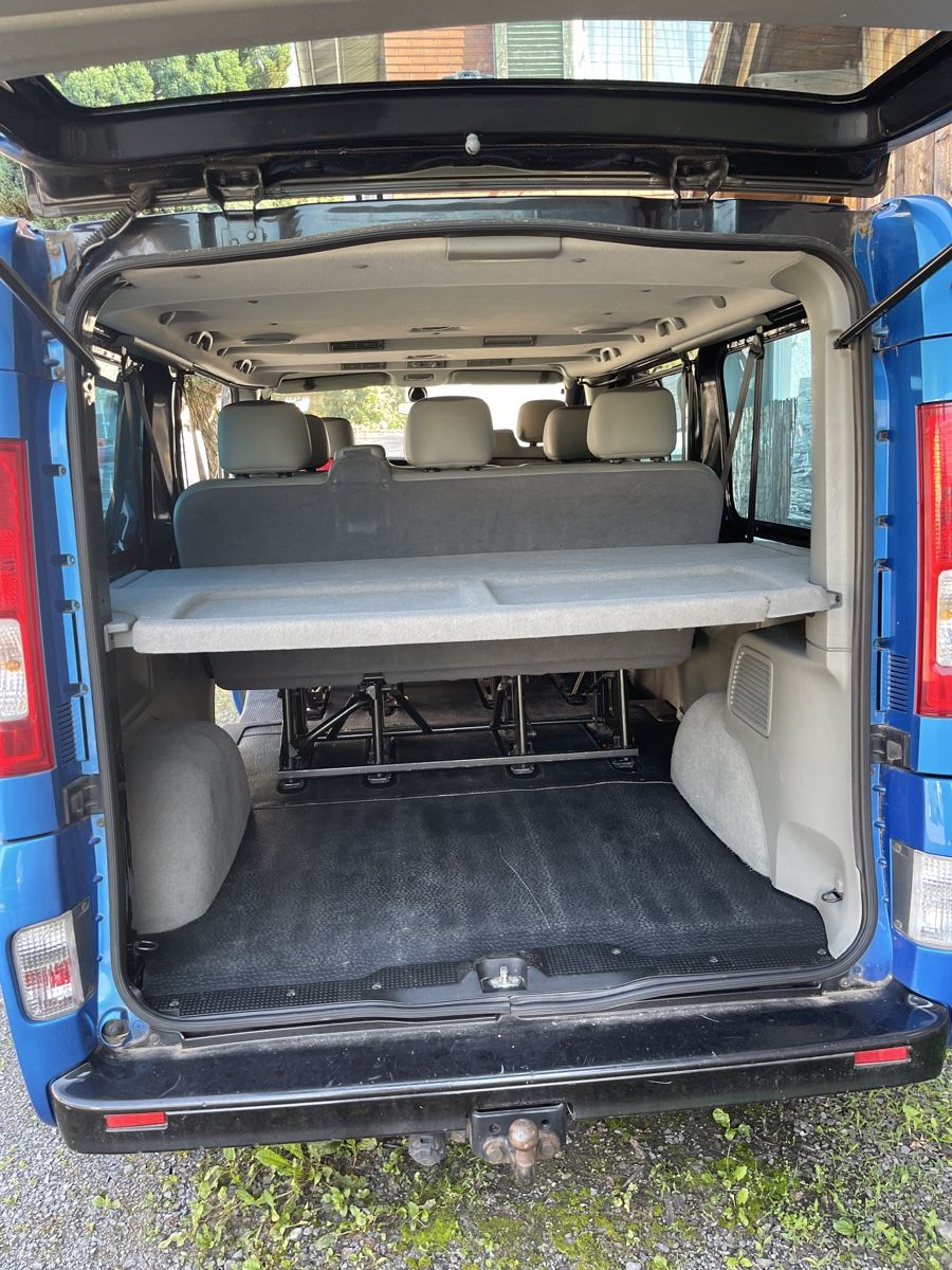 Opel Autos: Opel Vivaro – D'occasion à Sax par Niicii04 4