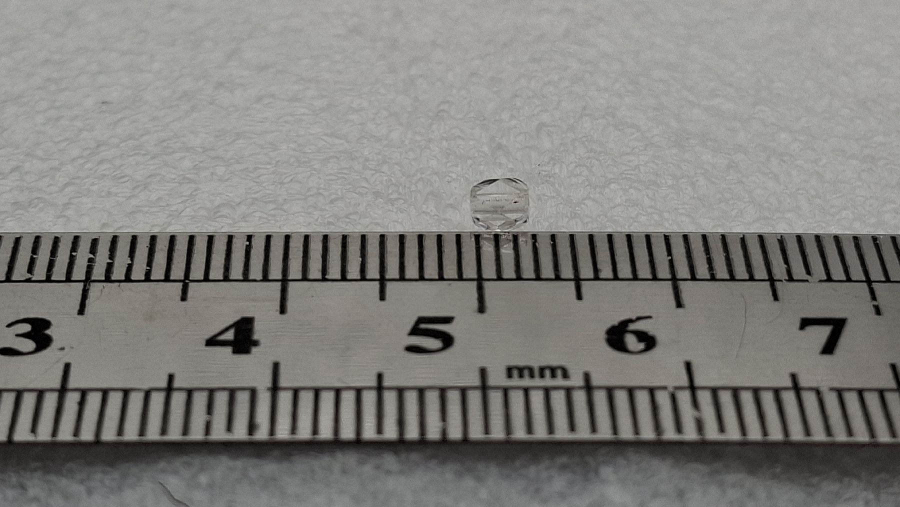 Perle (finte): Glasperlen, 3mm, 78 Stück – Nuovo e nell'imballaggio originale da Kriens venduto da Wolly85 2