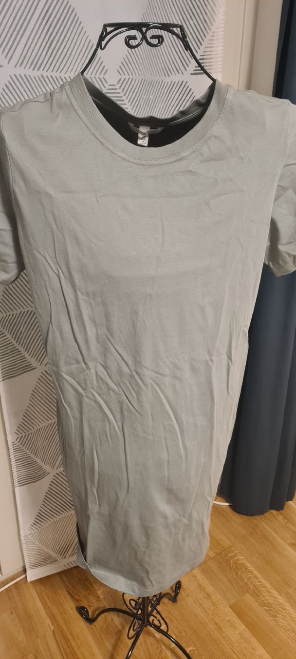 H&M Kleider: schirt kleid gr M – Neu (gemäss Beschreibung) aus zürich von janjaz 1