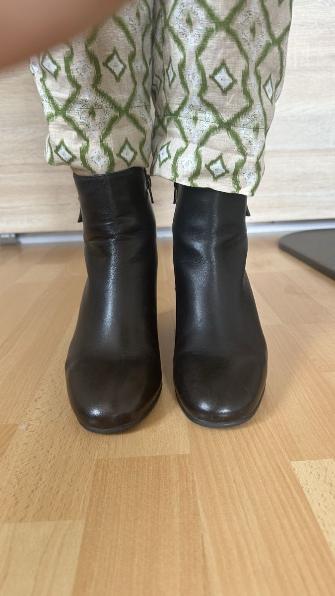 Scarpe da donna: Bottines noires cuir Varese T36  – Usato da Vuippens venduto da ale_6gkb 1