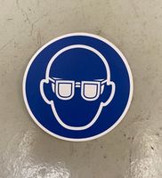 Aufkleber "Gebot Schutzbrille"