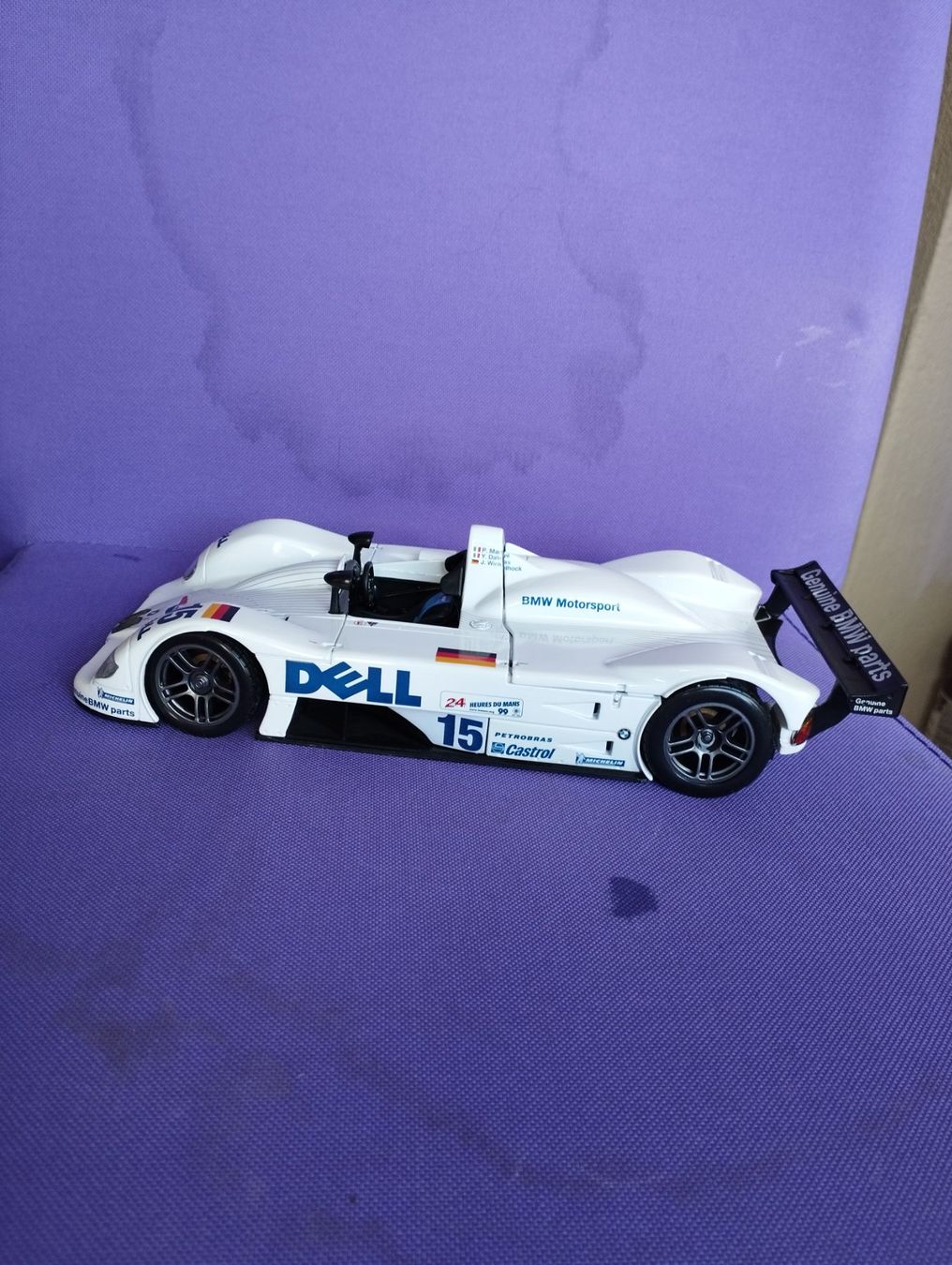 Maisto Modellautos: BMW V12 LMR Martini/Dalmas/Winkelhock – Gebraucht aus Chur von oriori 2