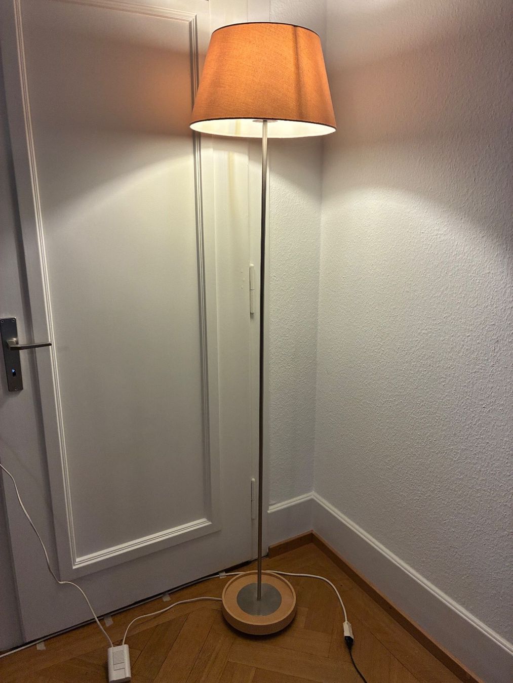 Lampade: Stehlampe dimmbar – Usato da Bern venduto da jaz_x9yv 5
