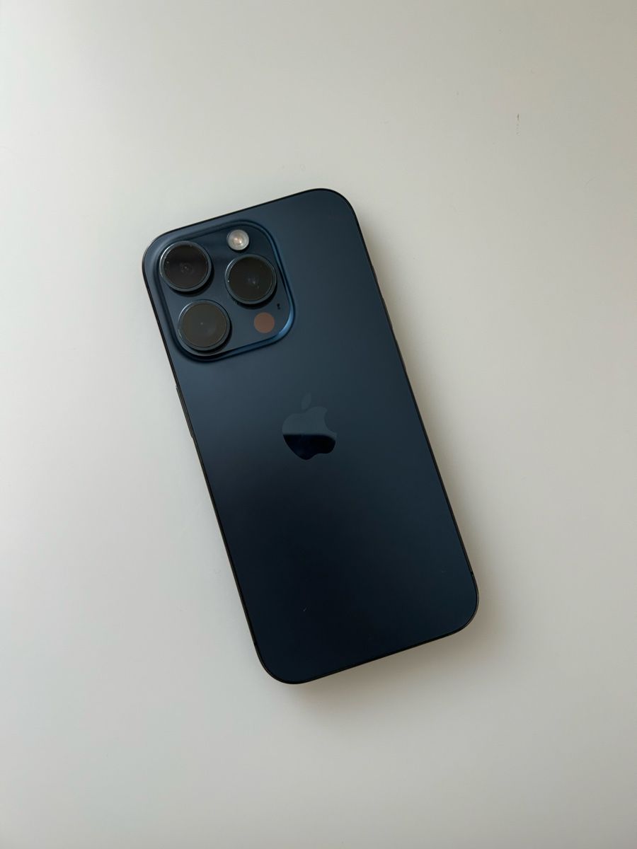 Apple Telefoni cellulari / Smartphones: iPhone 15 Pro 128go – Usato da St. Gallen venduto da meh_2tdn