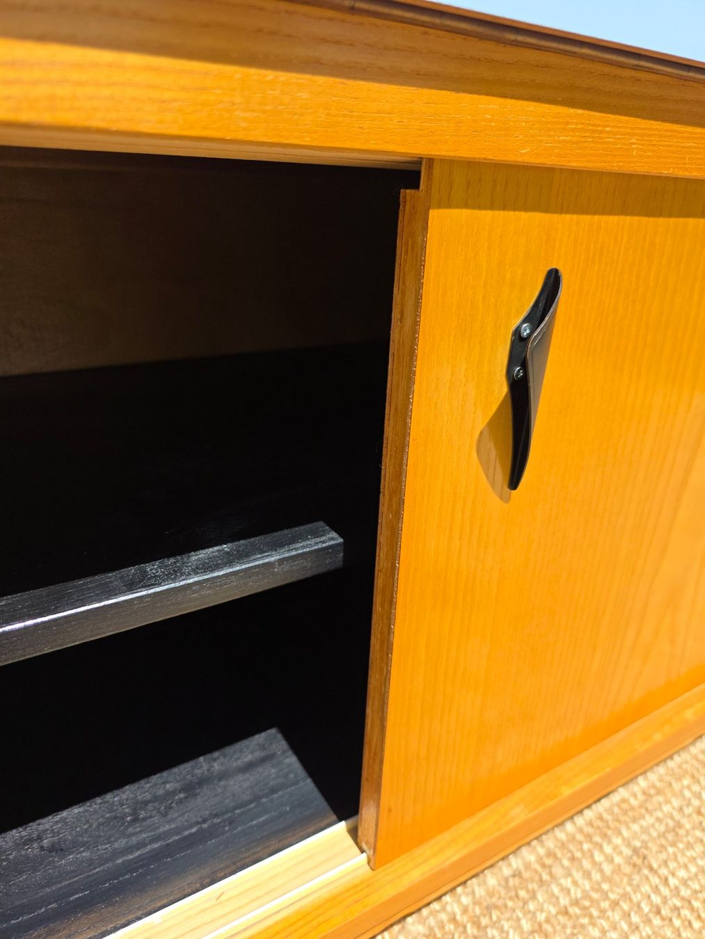Cassettiere: Schiebetüren Sideboard 50er Jahre – Usato da Haslen AI venduto da Vintagelix 2