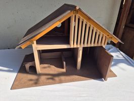 Handgefertigter Holz Stall / Bauernhof - Robust & Schön!