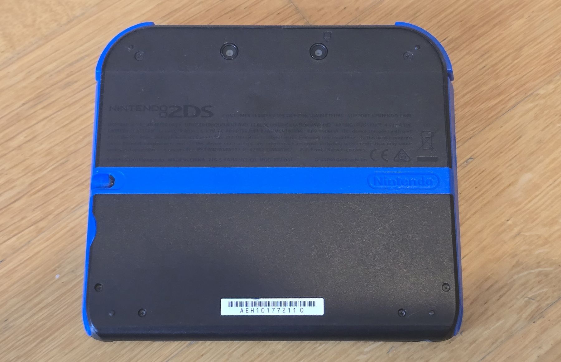 Nintendo Console: Console Nintendo 2DS noire/bleu – Usato da Genève venduto da MariaS2 2