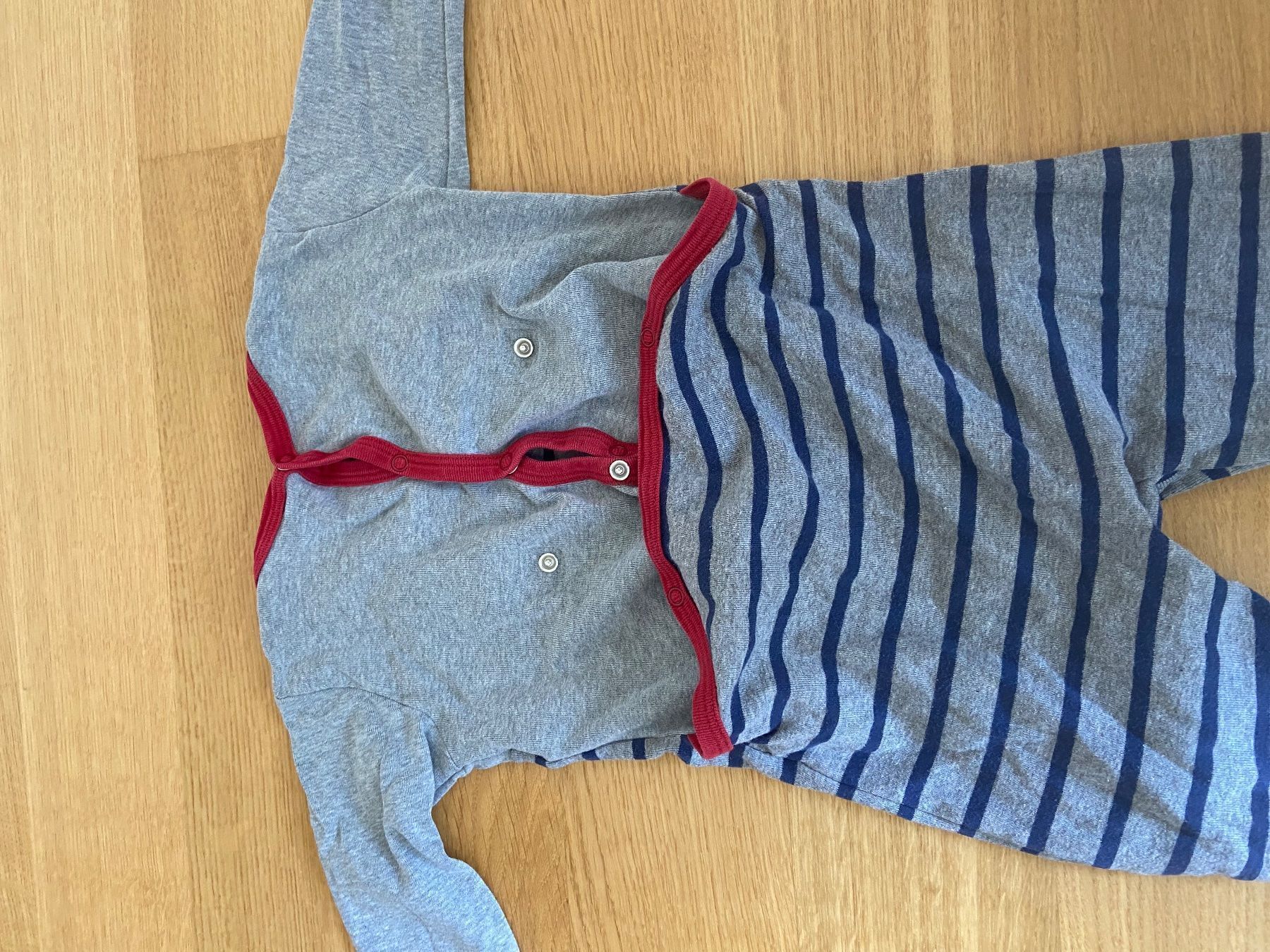 Petit Bateau Pigiama & Simili: Petit Bateau Pyjama / Schlafanzug Gr 74 – Usato da Zollikerberg venduto da Boston1981 4