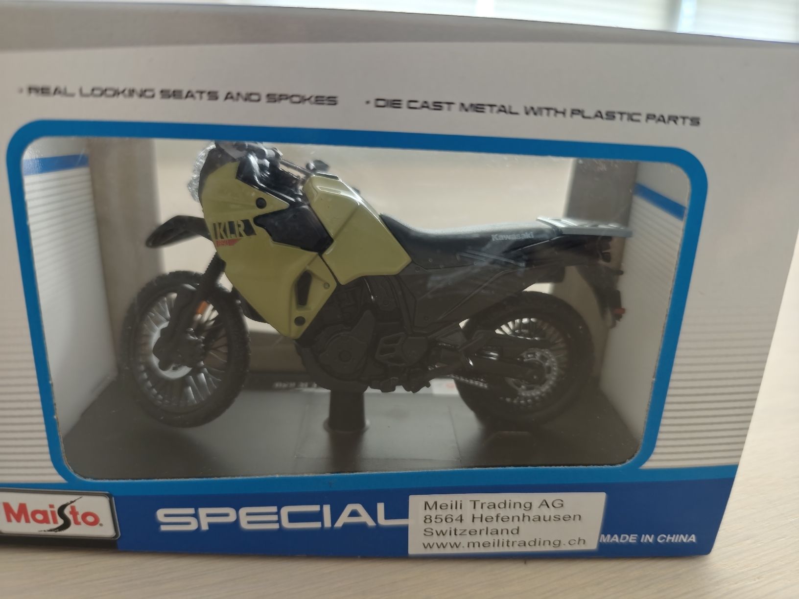 Maisto Kit di modellismo & Modellini statici: Kawasaki KLR 650 Modell – Nuovo e nell'imballaggio originale da Zuckenriet venduto da bm2_88l9 1