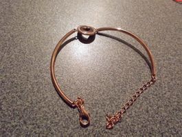 Armband goldfarbig, runder Anhänger, Spa