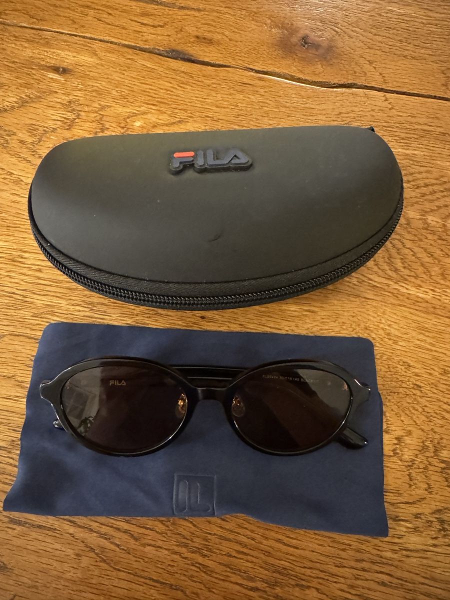 Fila Lunettes & Verres: Fila Sonnenbrille FLS7474 – Neuf avec emballage d'origine à Basel par Cellovelo 1