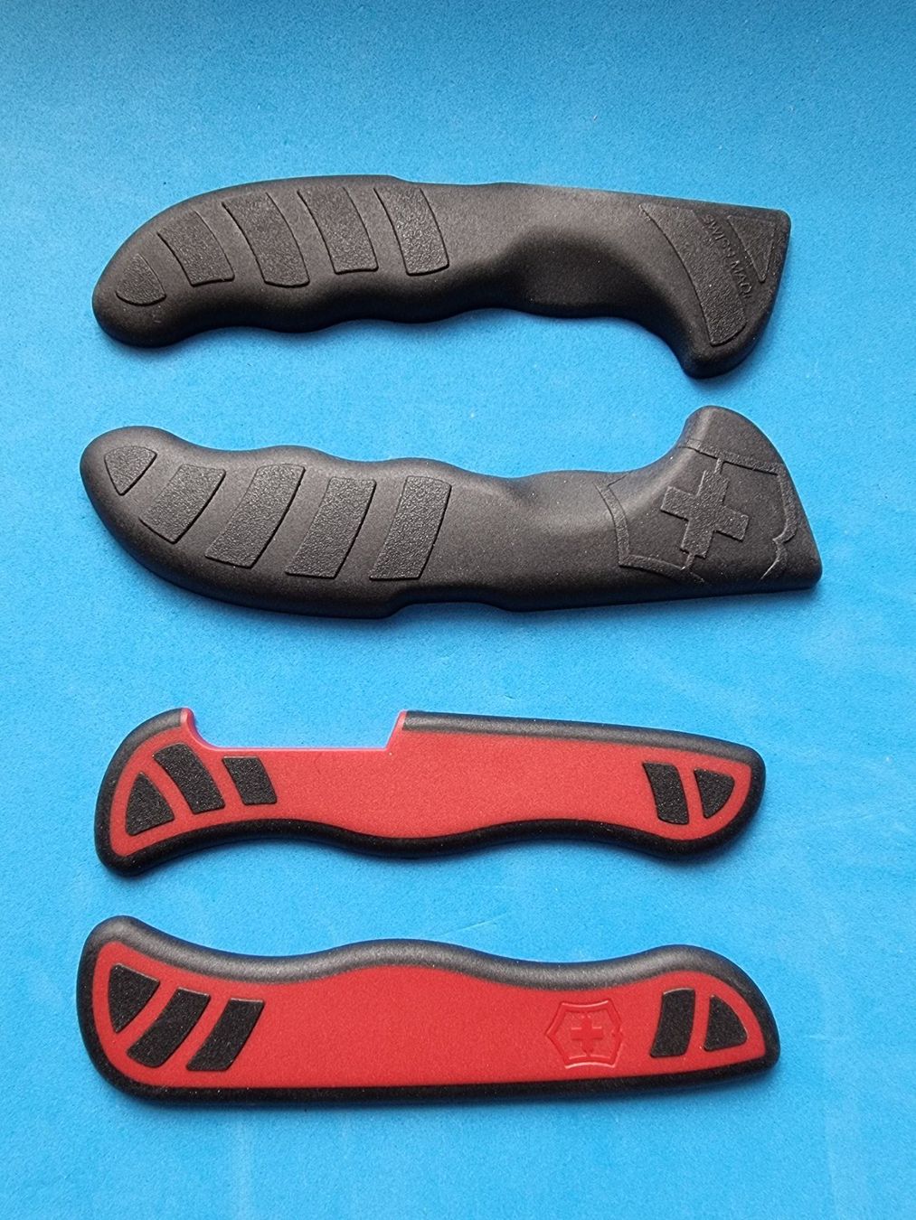 Victorinox Coltelli tascabile: MESSERSCHALEN ZU VICTORINOX HUNTER XT / PRO – Nuovo (secondo la descrizione) da Chur venduto da Victorinoxli