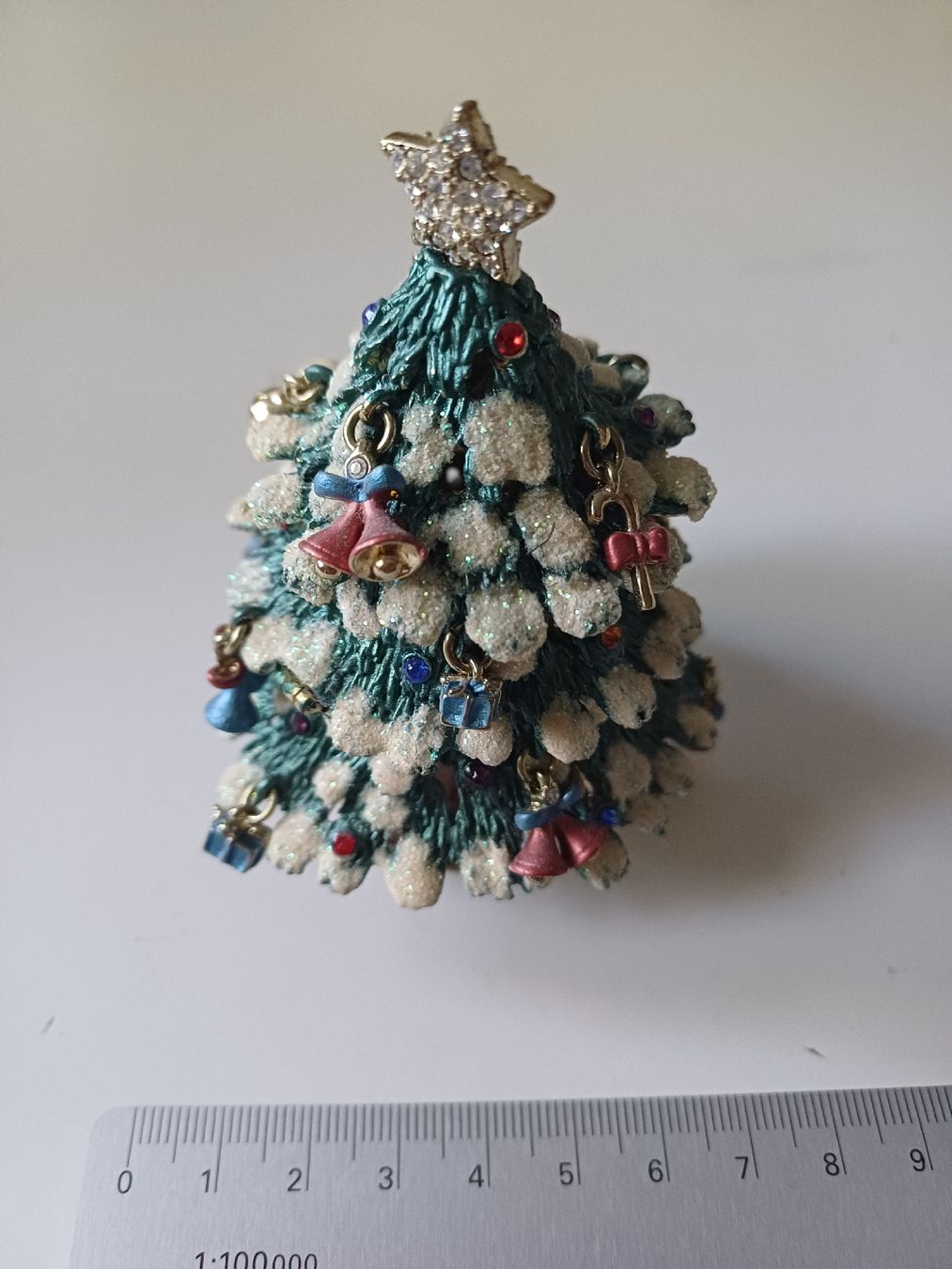 Tutte le decorazioni: Dazzlers Weihnachtsbaum  – Usato da Zürich venduto da Avocadokern 2