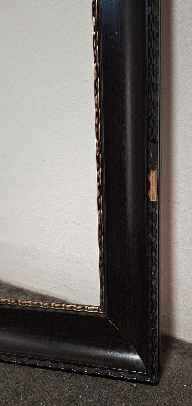 Cornici: antiker Bilder Rahmen aus Holz – Difettoso da Emmenbrücke venduto da abu_9mj8 9