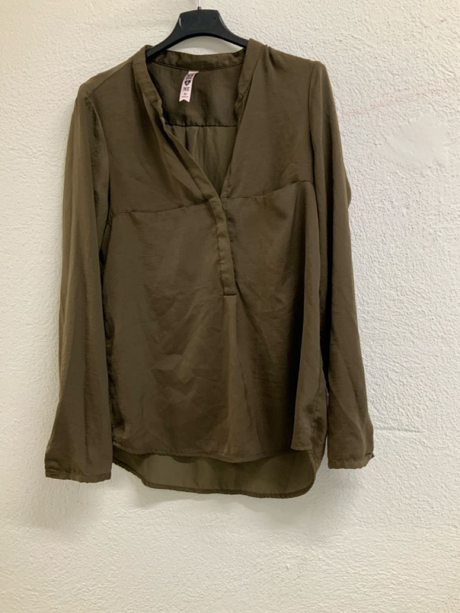 Zebra Blusen: Damen Bluse Khaki Grösse S Marke MY BASIC ME by zebra – Gebraucht aus Wallisellen von AS.TZ. 4
