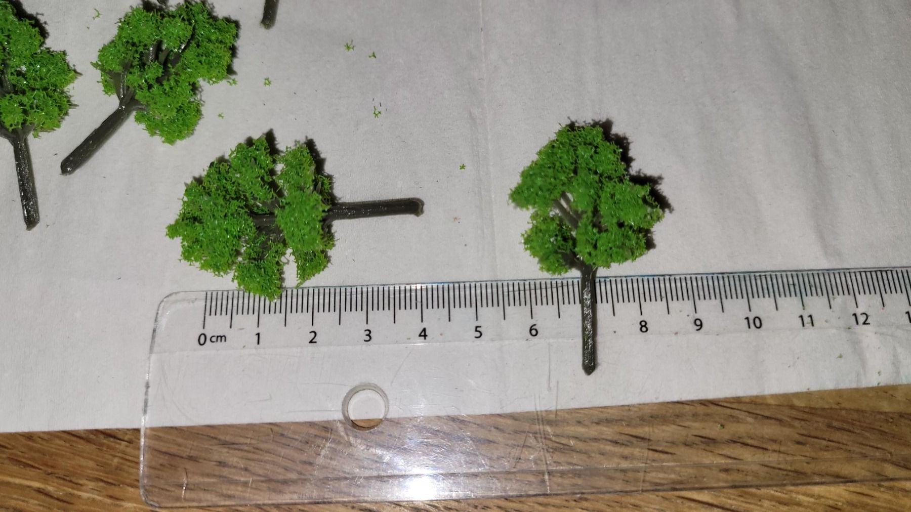 Modelleisenbahnen: 10 jolis arbres clairs – Neu und originalverpackt aus Saxon von Sebdem 3