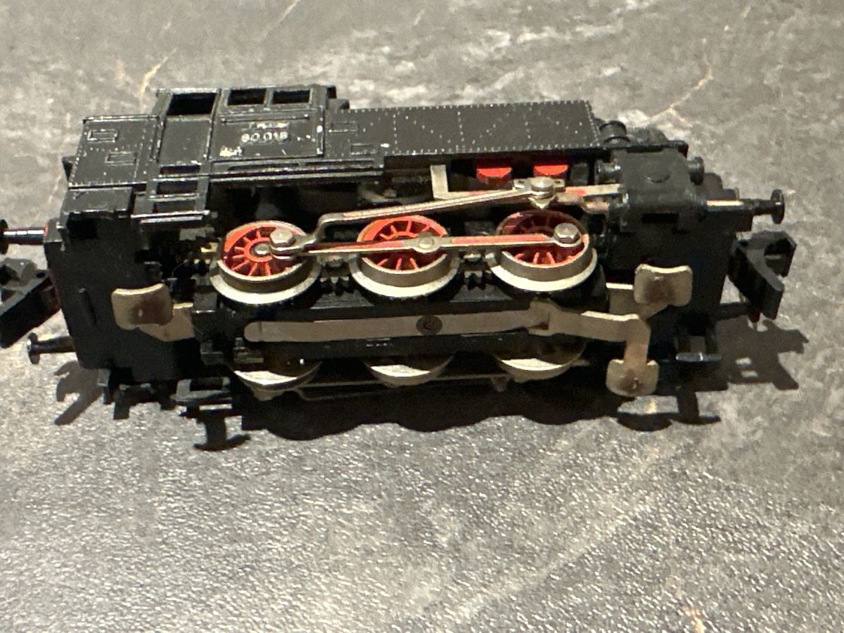 Trix Modellini di ferrovie: Trix Express DB Lok BR80 ab 9.- – Usato da Sennwald venduto da HARO-Import 2