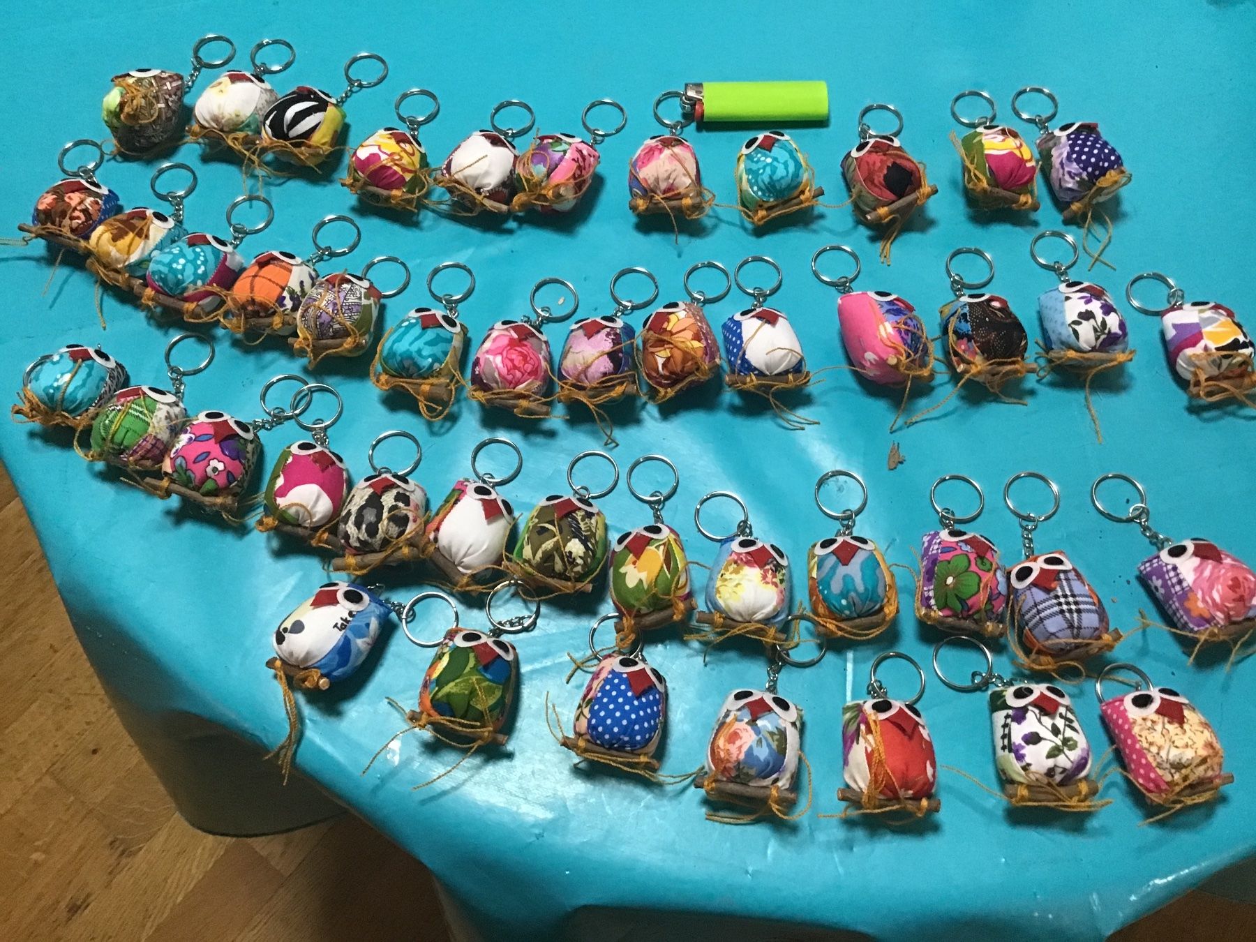 Schlüsselanhänger & - bänder: 45 porte-clés hiboux – Neu und originalverpackt aus Lausanne von topthai