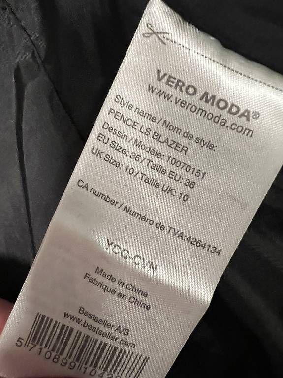 Giacche: Graue Schlangenmuster Jacke Gr. S Vero Moda – Usato da Sevelen venduto da ale_v29l 2