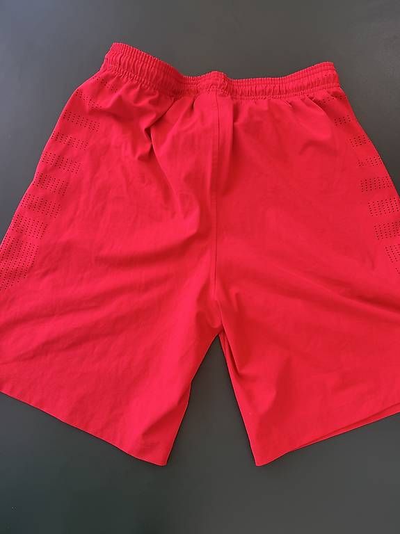 Pantaloni: Under Armour Hose – Nuovo e nell'imballaggio originale da Luzern venduto da Sportstudentin 2