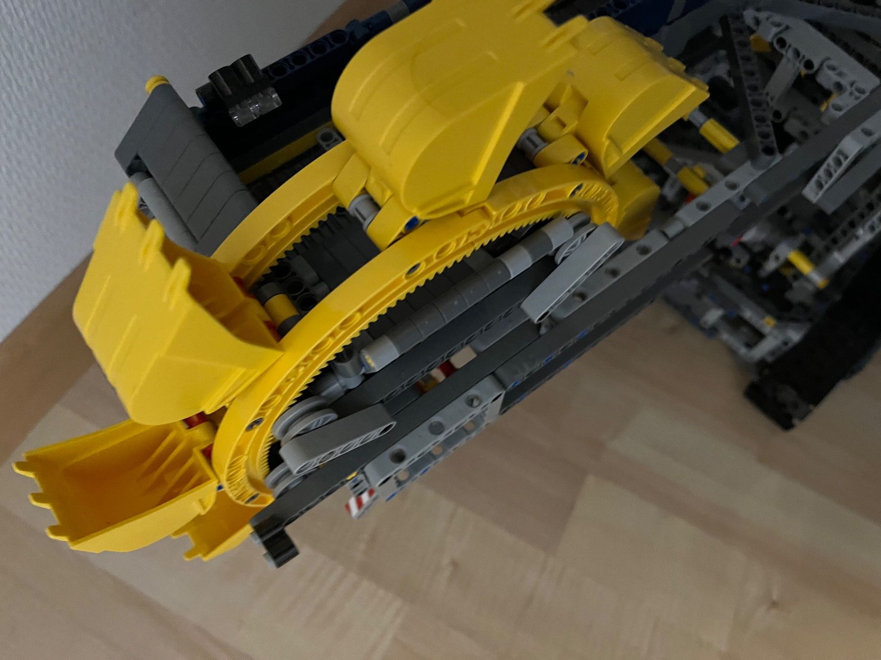 Lego Spielzeuge: Lego Technic Schaufelradbagger 42055 gebraucht – Gebraucht aus Bischofszell von kon_qrf6 6