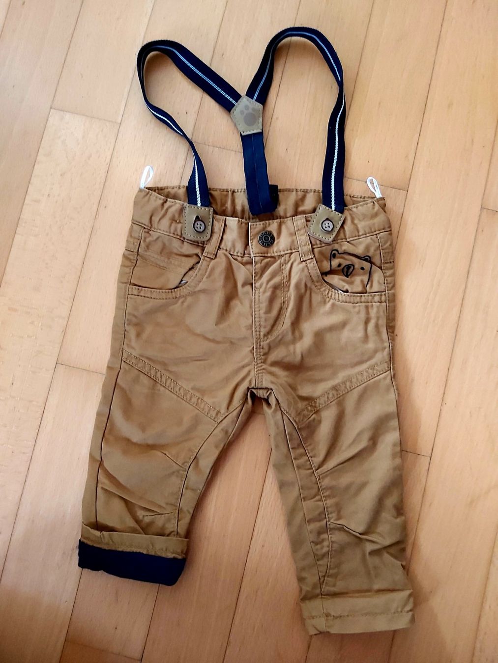Lotti & Set di vestiti: 2×pulli 1×Hosen Gr.74 – Usato da Disentis/Mustér venduto da epa_862v 1