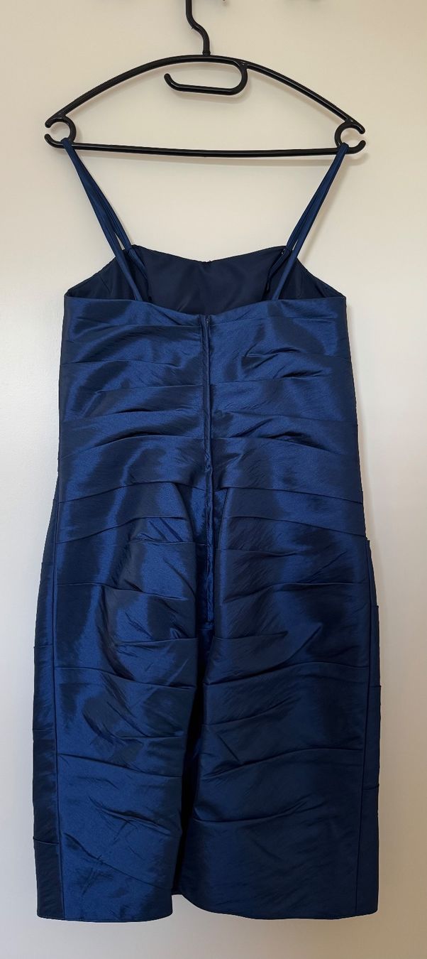 Anne Valérie Hash Vestiti: Festkleid, Brautkleid – Usato da Ballwil venduto da Lustenberger 1