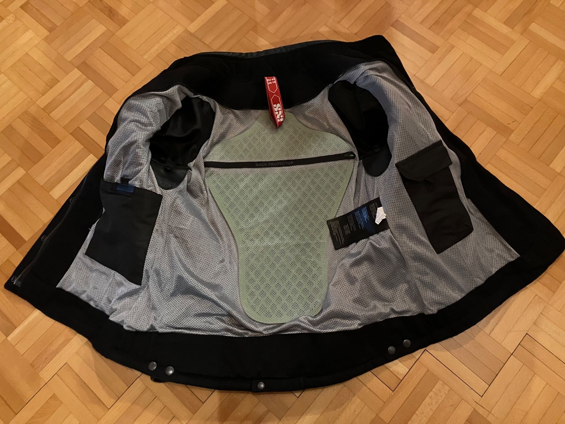 Giacche: Damen Motorradjacke Leder-Textil – Usato da Gommiswald venduto da rockyturn 4